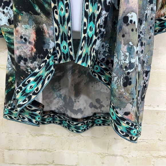 Tolani Karma Black Abstract 3/4 Sleeve Open Cardigan - Picture 4 of 13